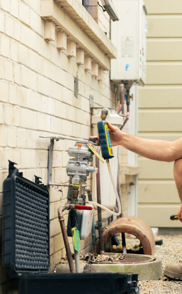gas fitting and leak detection